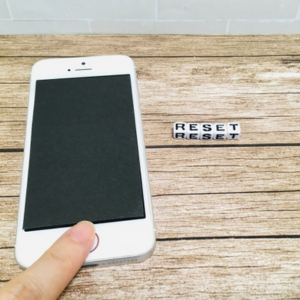 スマホ 再起動 できない